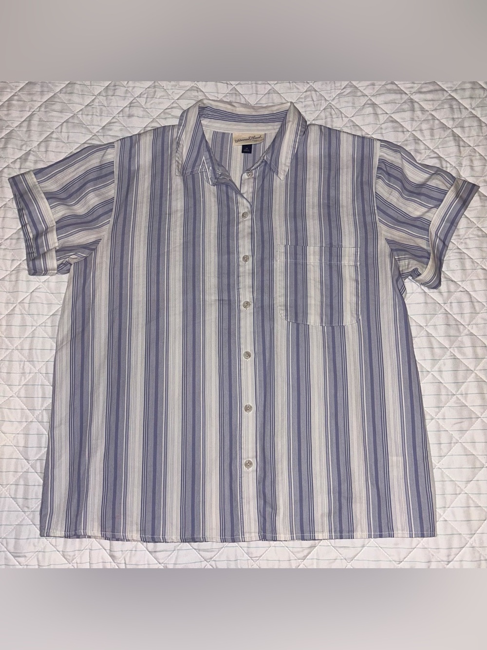 Universal Thread Blue & White Striped Button Up Shirt
